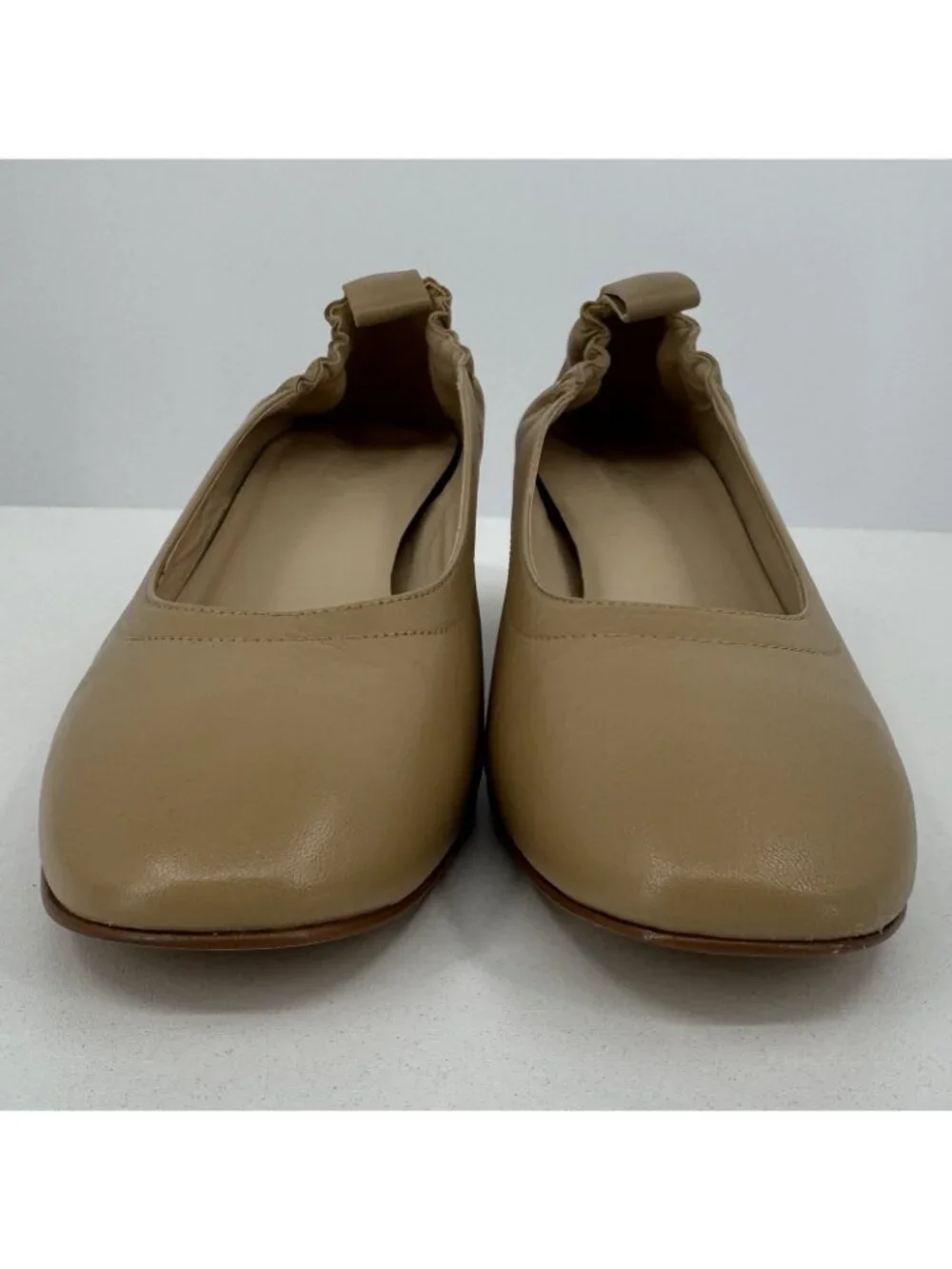 Everlane Italian Leather Day Heel Light Taupe 6.5 Women's Elastic Back Comfort